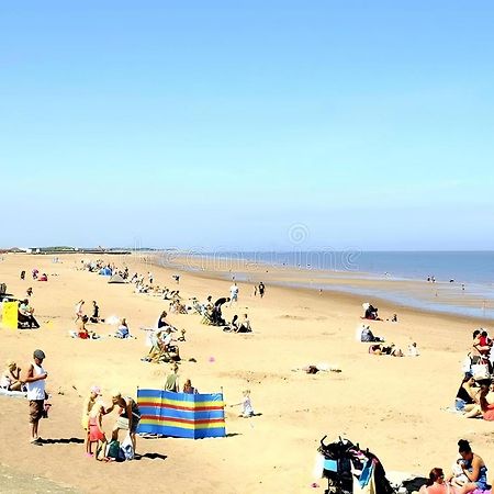 Staycation Coastfields Holiday Park Jg84 Инголдмелс Экстерьер фото
