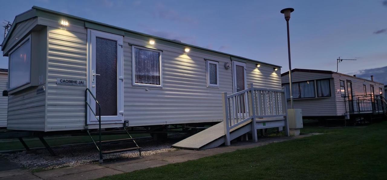 Staycation Coastfields Holiday Park Jg84 Инголдмелс Экстерьер фото